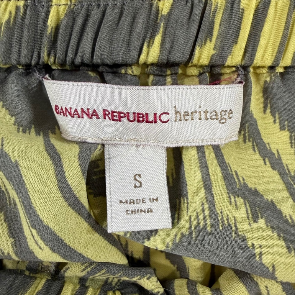 Banana Republic Heritage Mini Skirt Small Olive Green Grey Geometric Ikat Print - Picture 5 of 7